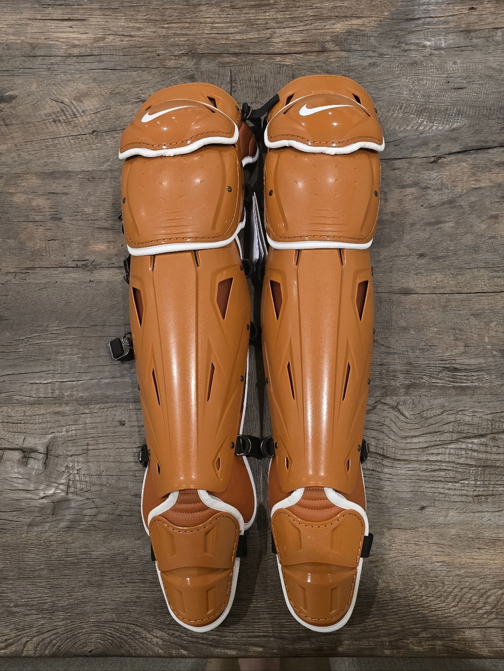 NIKE DIAMOND ELITE CATCHERS LEG GUARDS BURNT ORANGE